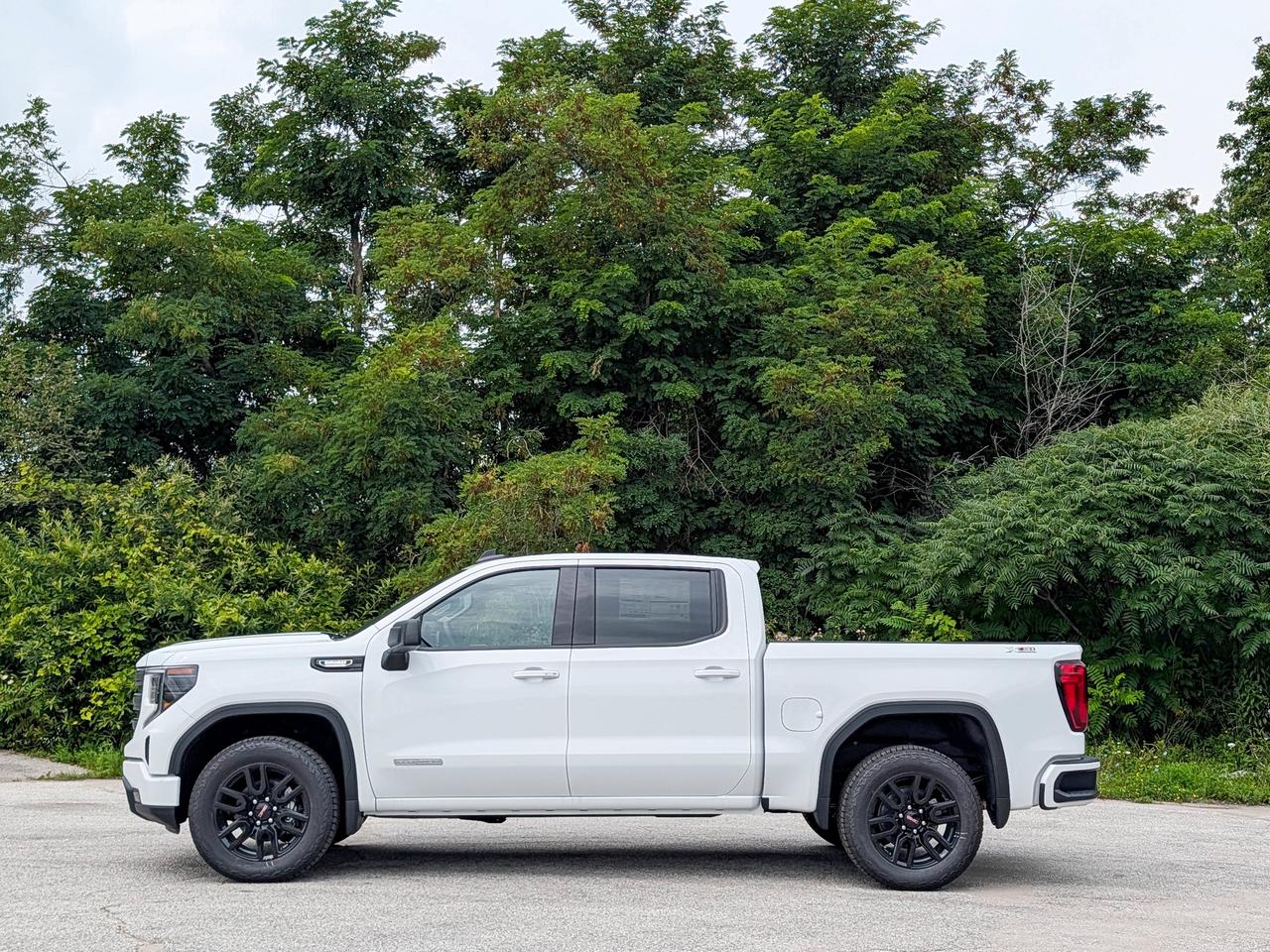 2026 GMC Sierra 1500 ELEVATION Photo