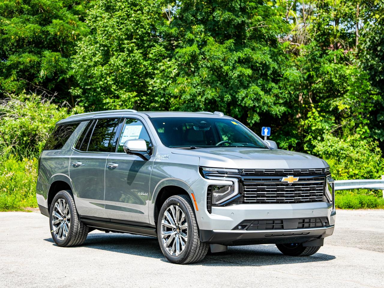 2026 Chevrolet Tahoe HIGH COUNTRY Photo3