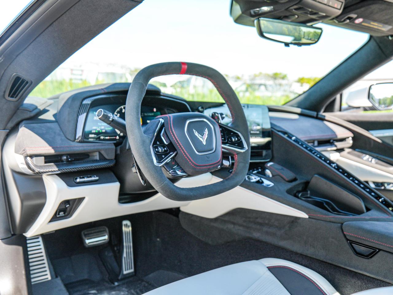 2023 Chevrolet Corvette 3LT Photo