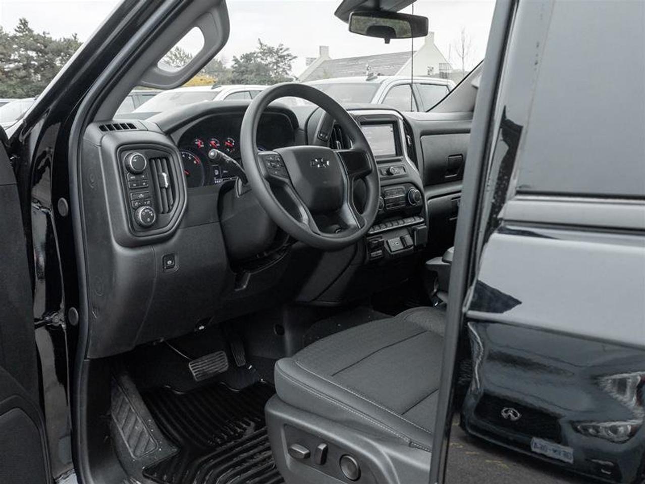 2026 Chevrolet Silverado 1500 Custom Trail Boss Photo