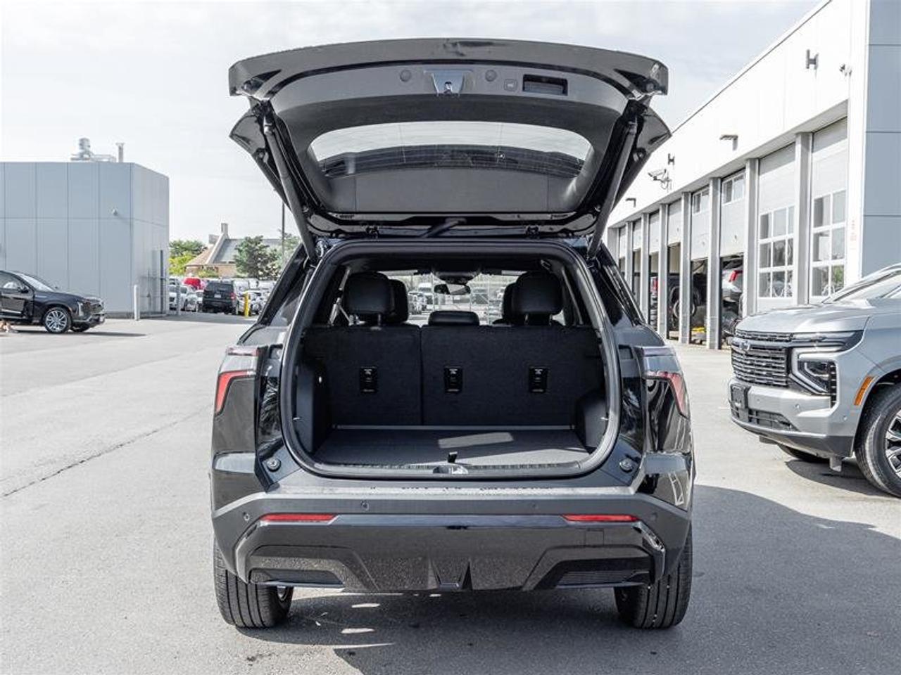 2027 Chevrolet Equinox RS Photo