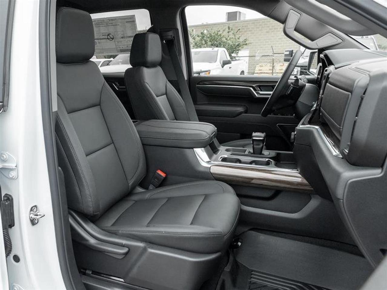 2026 Chevrolet Silverado 1500 LT Trail Boss Photo