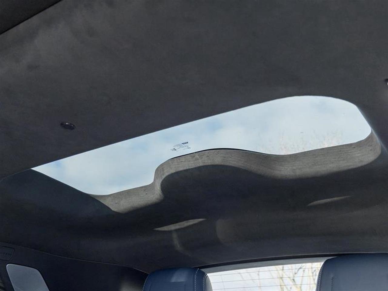 2026 Cadillac VISTIQ Premium Luxury Photo