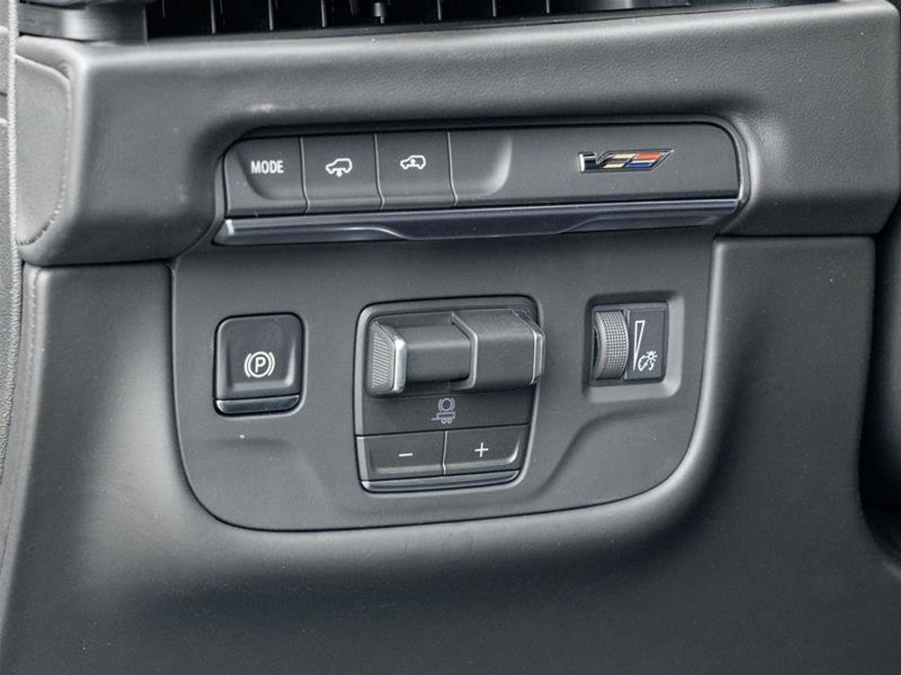 2026 Cadillac Escalade V-Series Photo