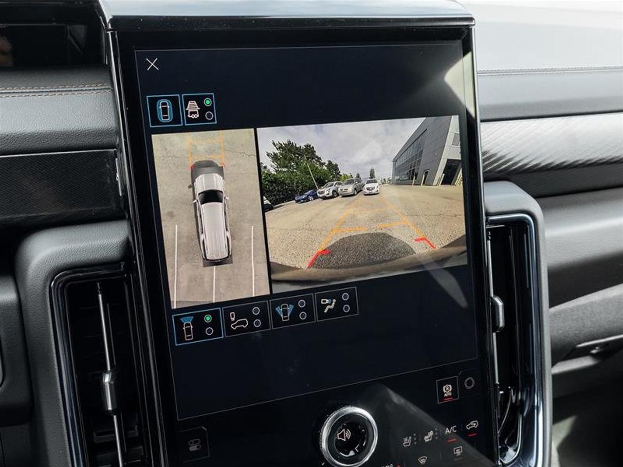 2026 GMC Yukon XL AT4 Photo