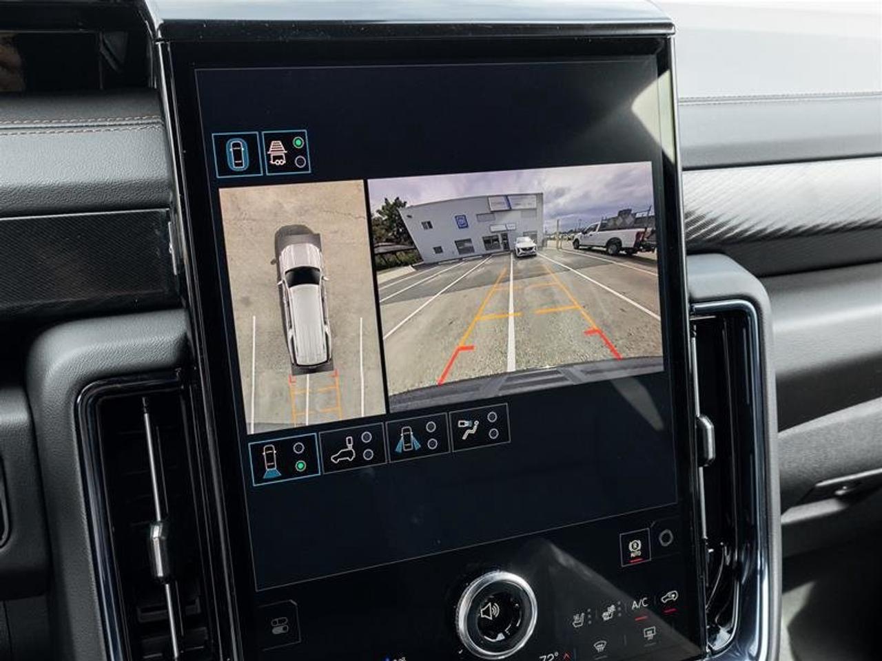 2026 GMC Yukon XL AT4 Photo