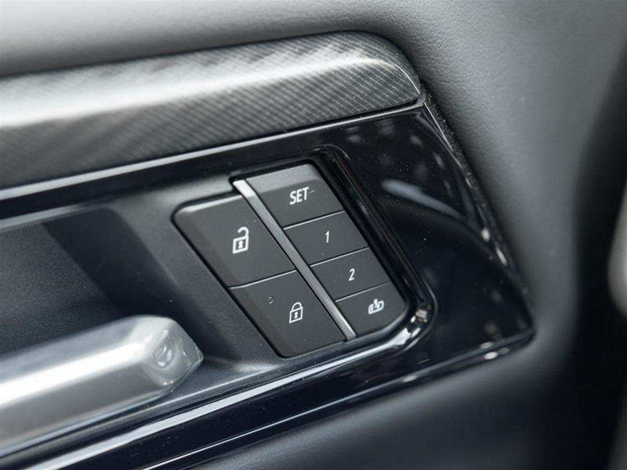 2026 GMC Yukon XL AT4 Photo