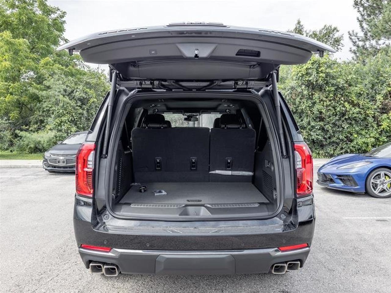 2026 GMC Yukon XL AT4 Photo