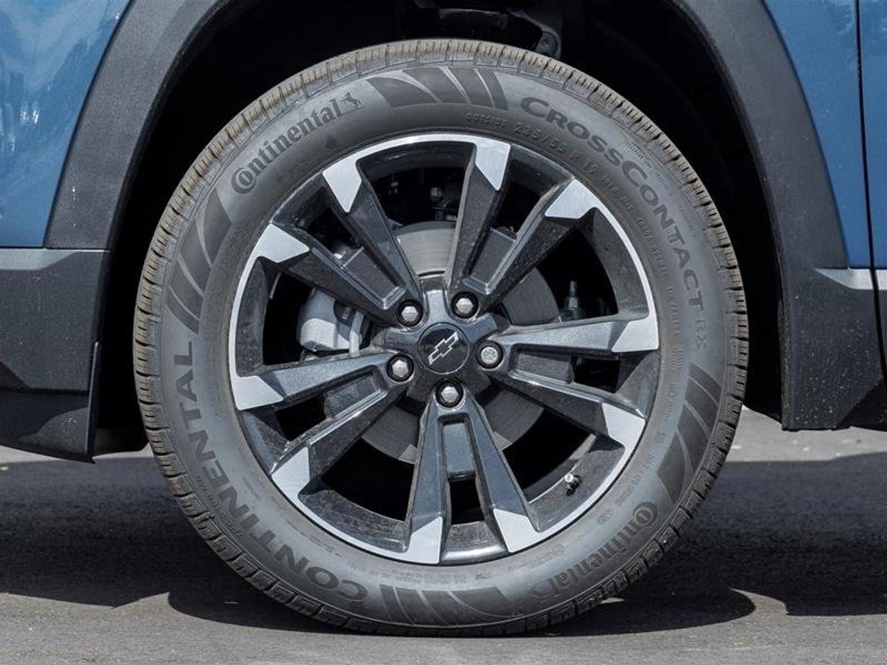 2027 Chevrolet Equinox RS Photo