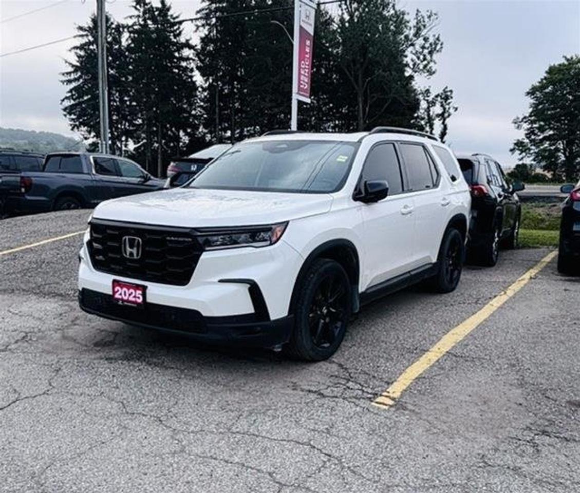 Used 2025 Honda Pilot Black Edition AWD for sale in Orangeville, ON