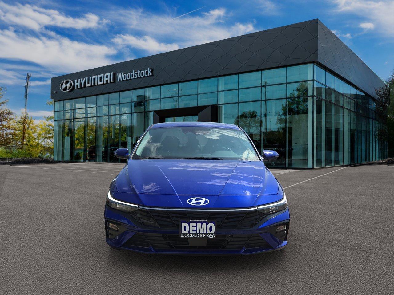 2025 Hyundai Elantra Hybrid Luxury DCT w/Two-Tone Interior LUXURY HYBRID Photo1