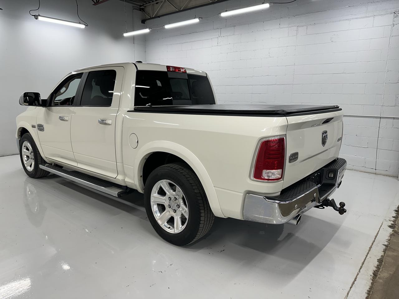 2017 RAM 1500 Longhorn Photo4