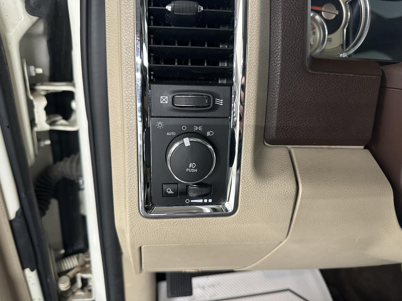 2017 RAM 1500 Longhorn Photo34