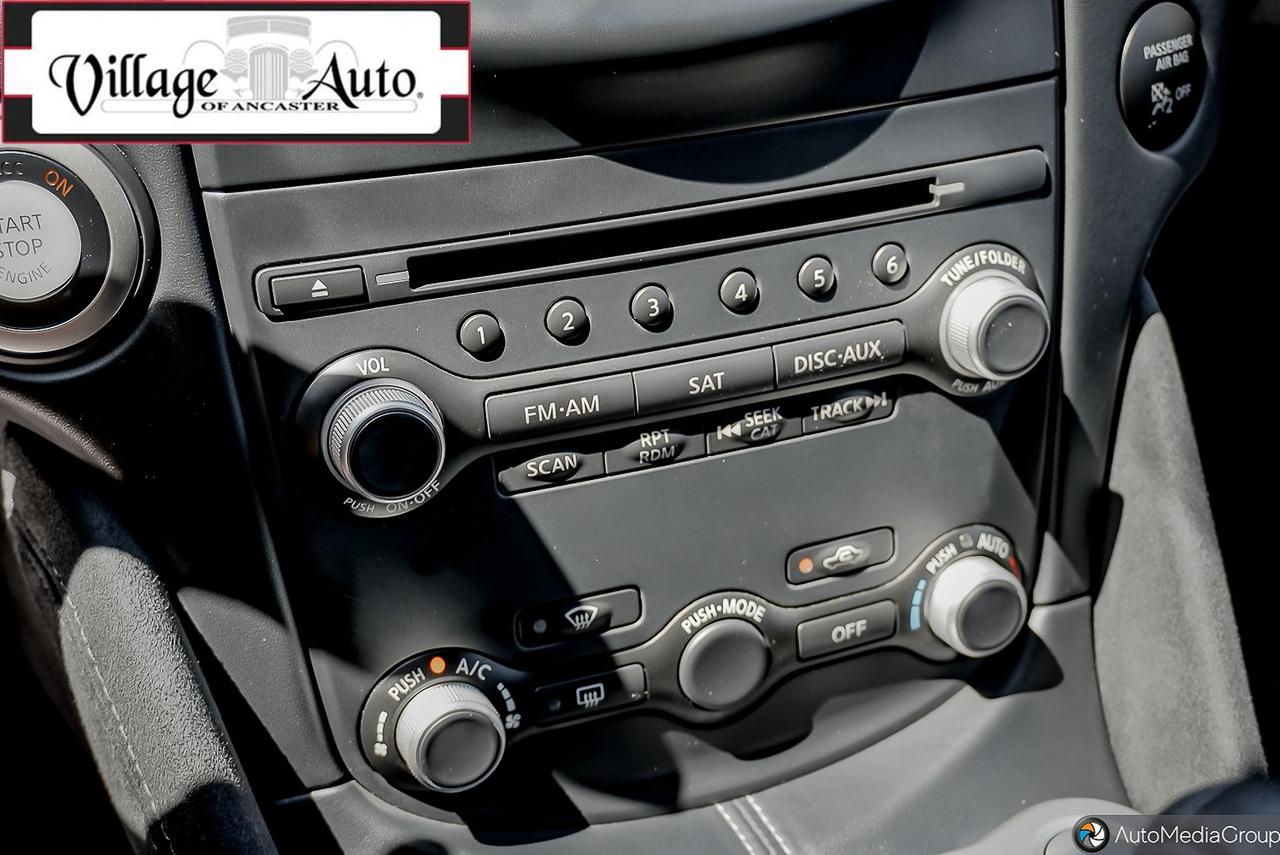 2014 Nissan 370Z Touring w/Bordeaux Top - Photo #23
