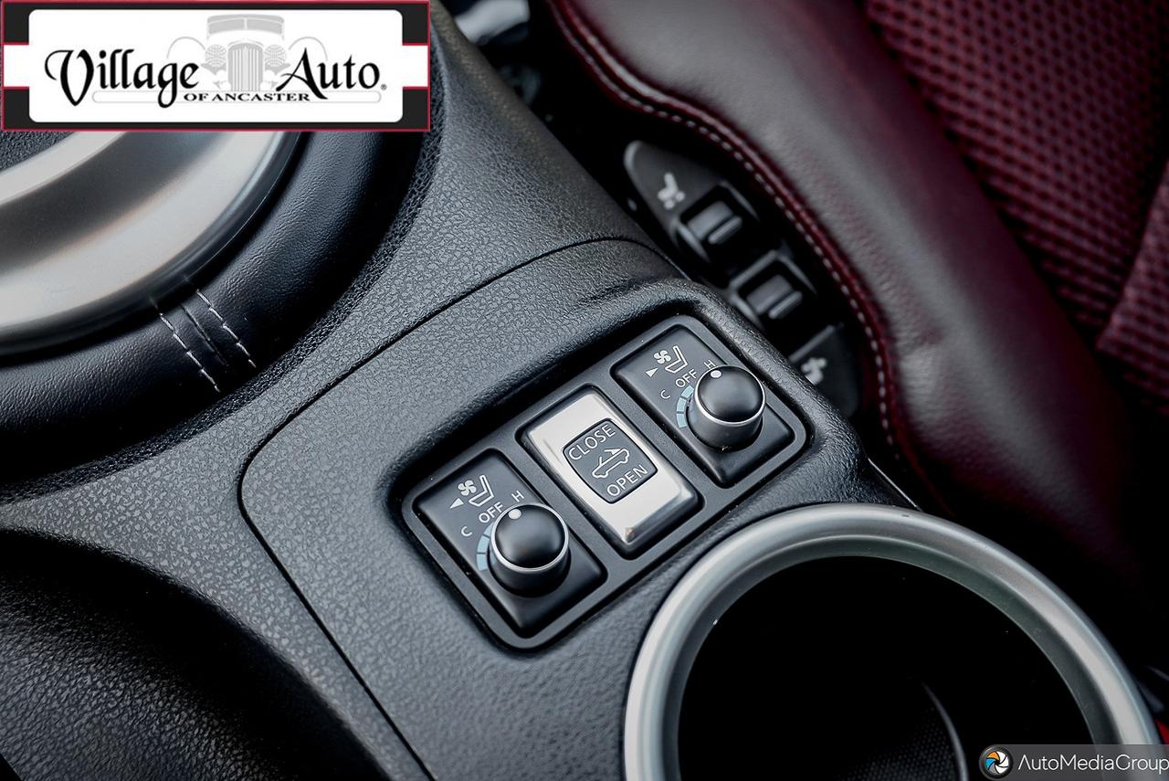 2014 Nissan 370Z Touring w/Bordeaux Top - Photo #21