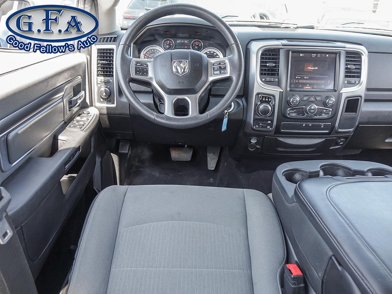 2022 RAM 1500 Classic CLASSIC EXPRESS, CREW CAB, 4X4, HEATED SEATS, POWE Photo11