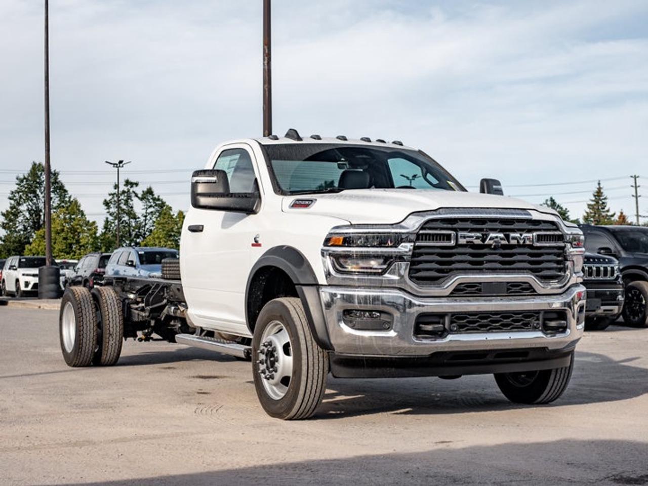 2027 RAM 5500 Chassis Tradesman Photo