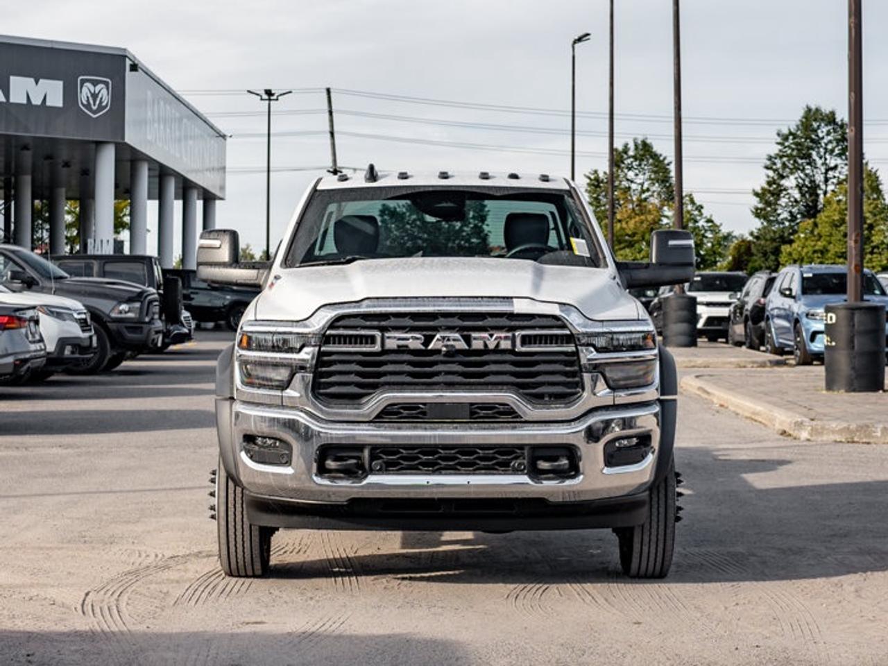 2027 RAM 5500 Chassis Tradesman Photo