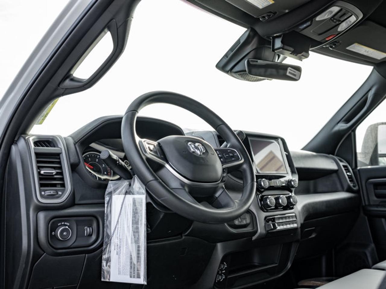 2027 RAM 5500 Chassis Tradesman Photo