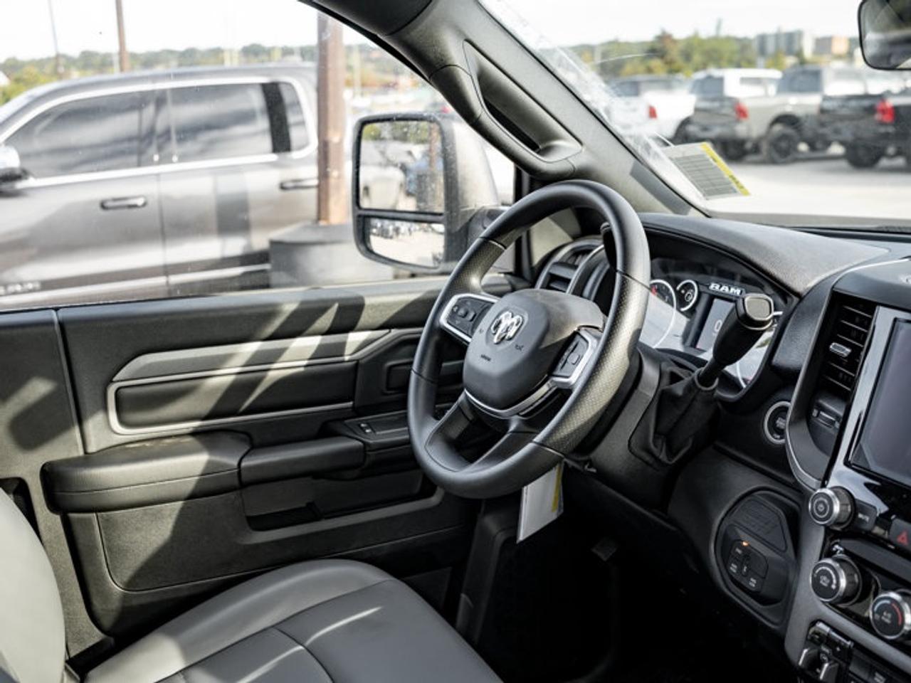 2027 RAM 5500 Chassis Tradesman Photo