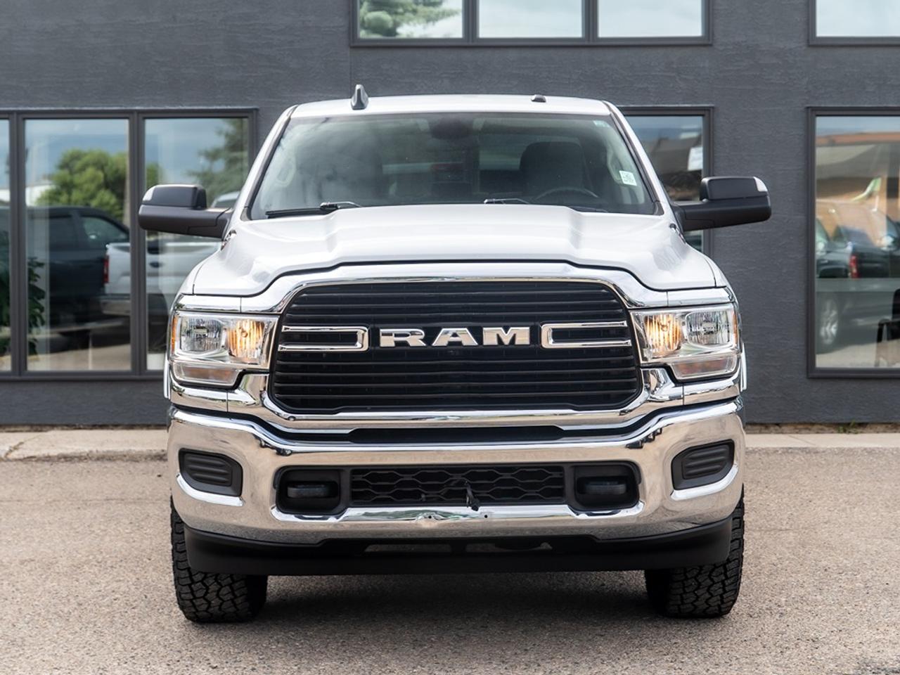 2019 RAM 2500 Big Horn 4x4 Crew Cab 6'4" Box 6.4L V8 Photo24