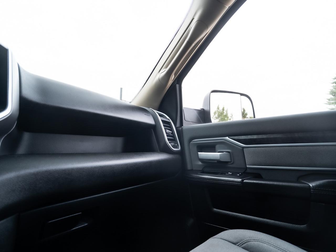 2019 RAM 2500 Big Horn 4x4 Crew Cab 6'4" Box 6.4L V8 Photo36