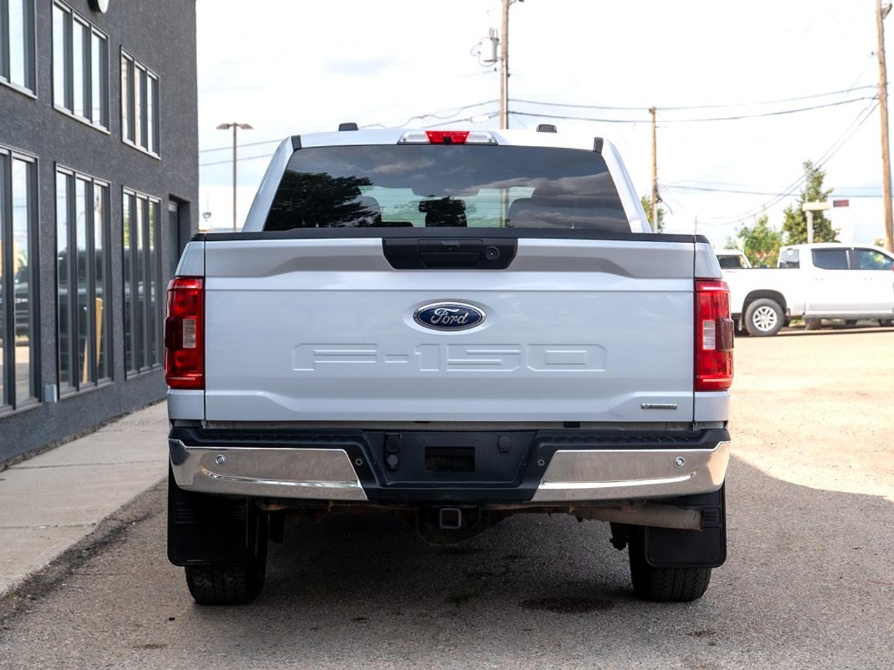 2021 Ford F-150 XLT 4WD SuperCrew 5.5' Box Photo6