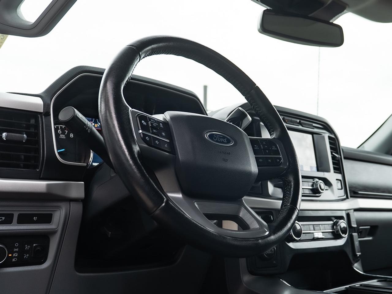 2022 Ford F-150 XLT 4WD SuperCrew 6.5' Box Photo16