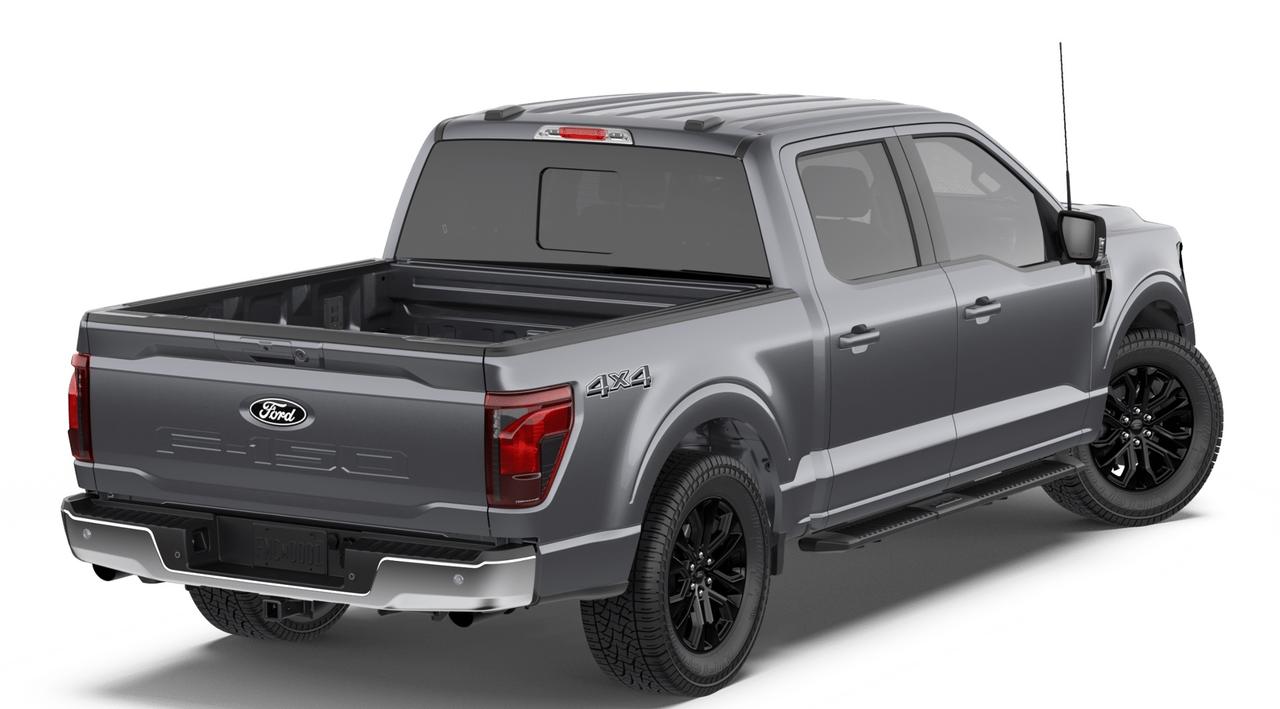 2026 Ford F-150 XLT SuperCrew® Photo2