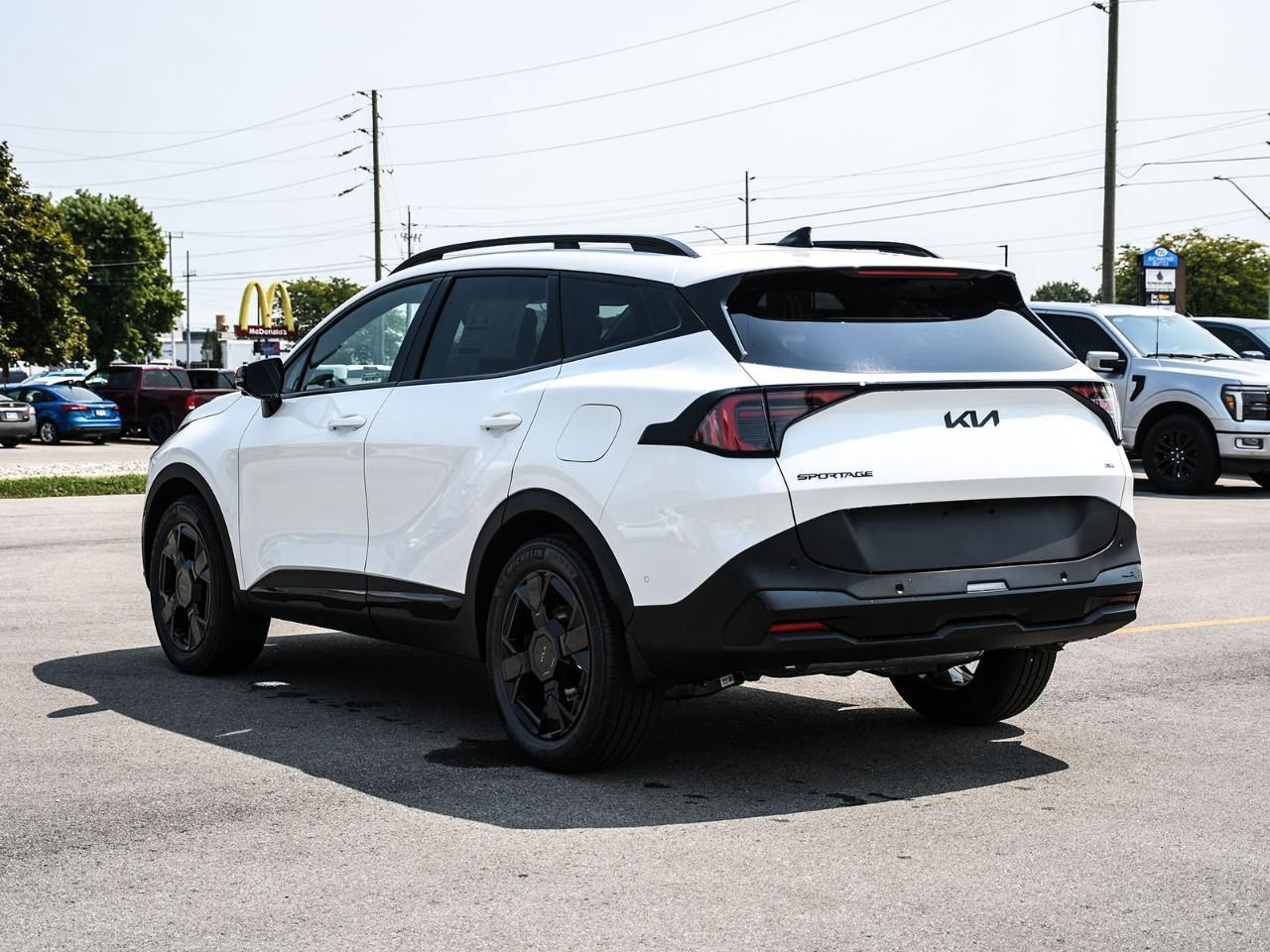 2026 Kia Sportage X-Line Limited w/Terracotta Brown Interior 2026 Kia Sportage – X-Line Limited | Stock #LKSP00785 Photo3