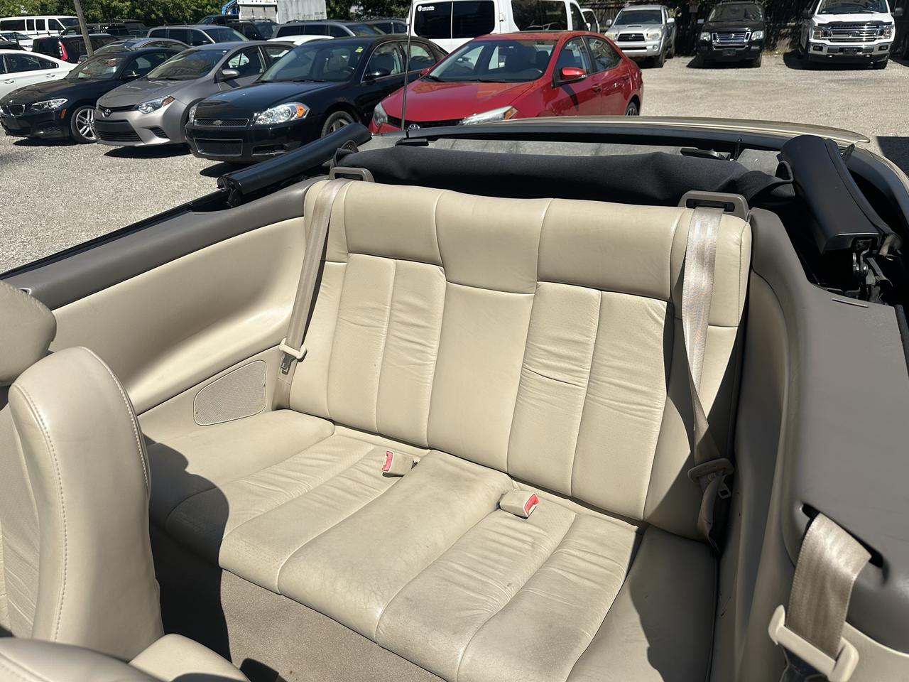 2002 Toyota Camry Solara 2dr Conv SLE V6 Auto Photo