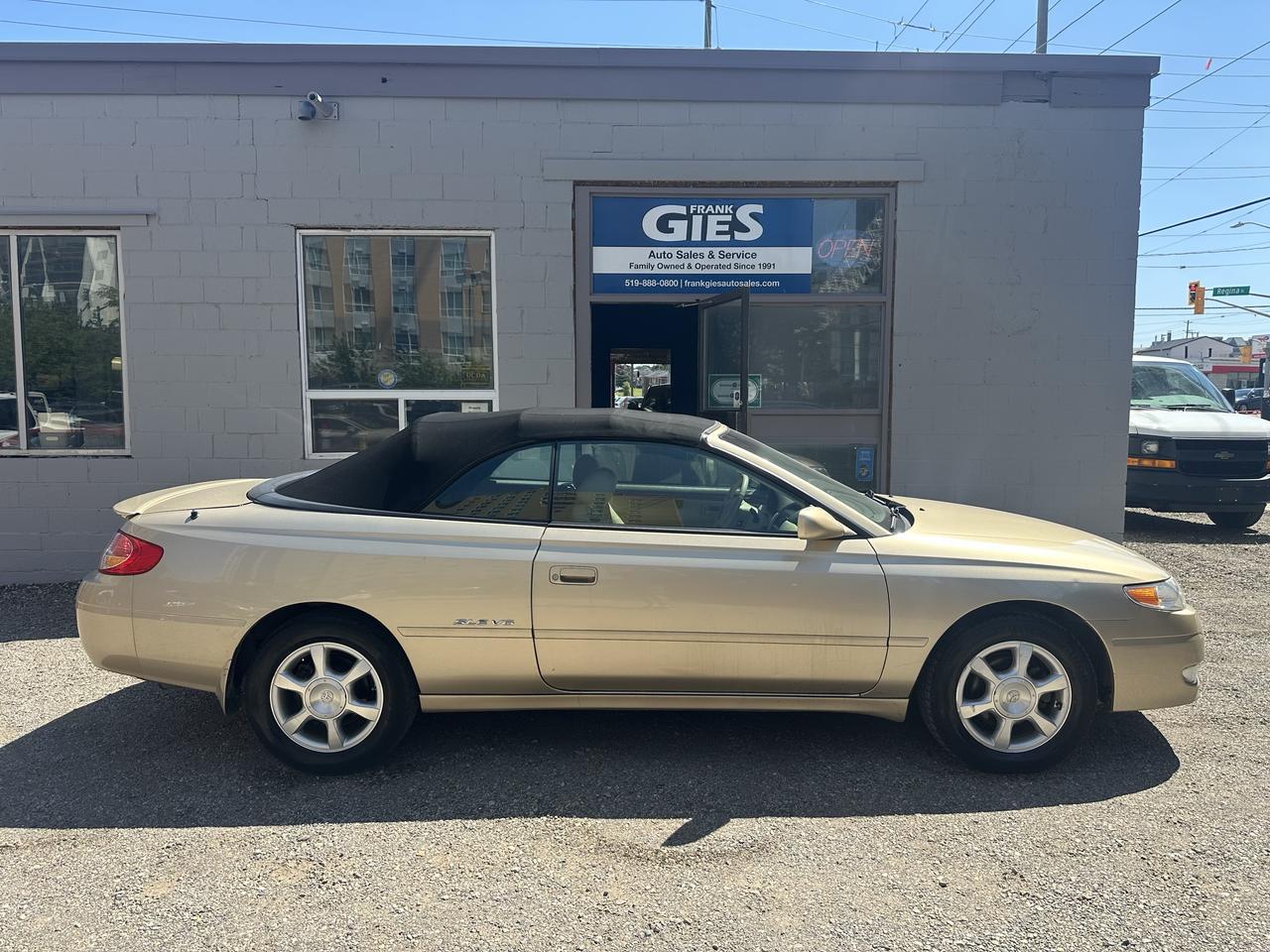 2002 Toyota Camry Solara 2dr Conv SLE V6 Auto Photo