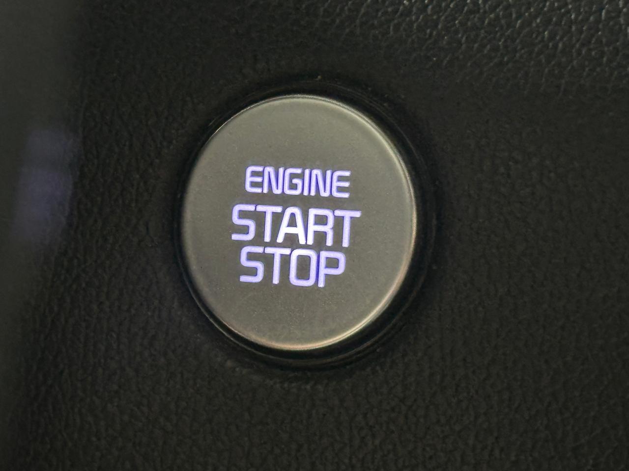 2021 Kia Sorento X-Line | CLEAN CARFAX | 6-PASS | AWD | BLUETOOTH | Photo