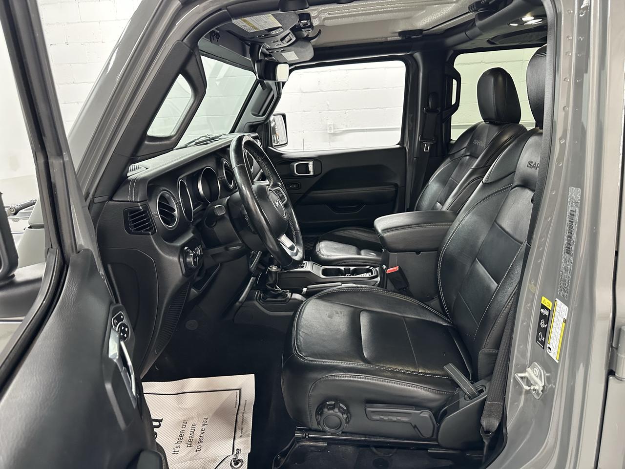 2020 Jeep Wrangler SAHARA 4X4 Photo9