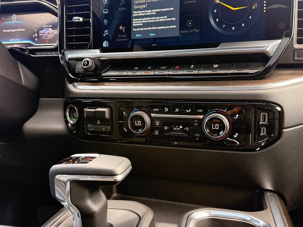 2024 Chevrolet Silverado 1500 RST Photo