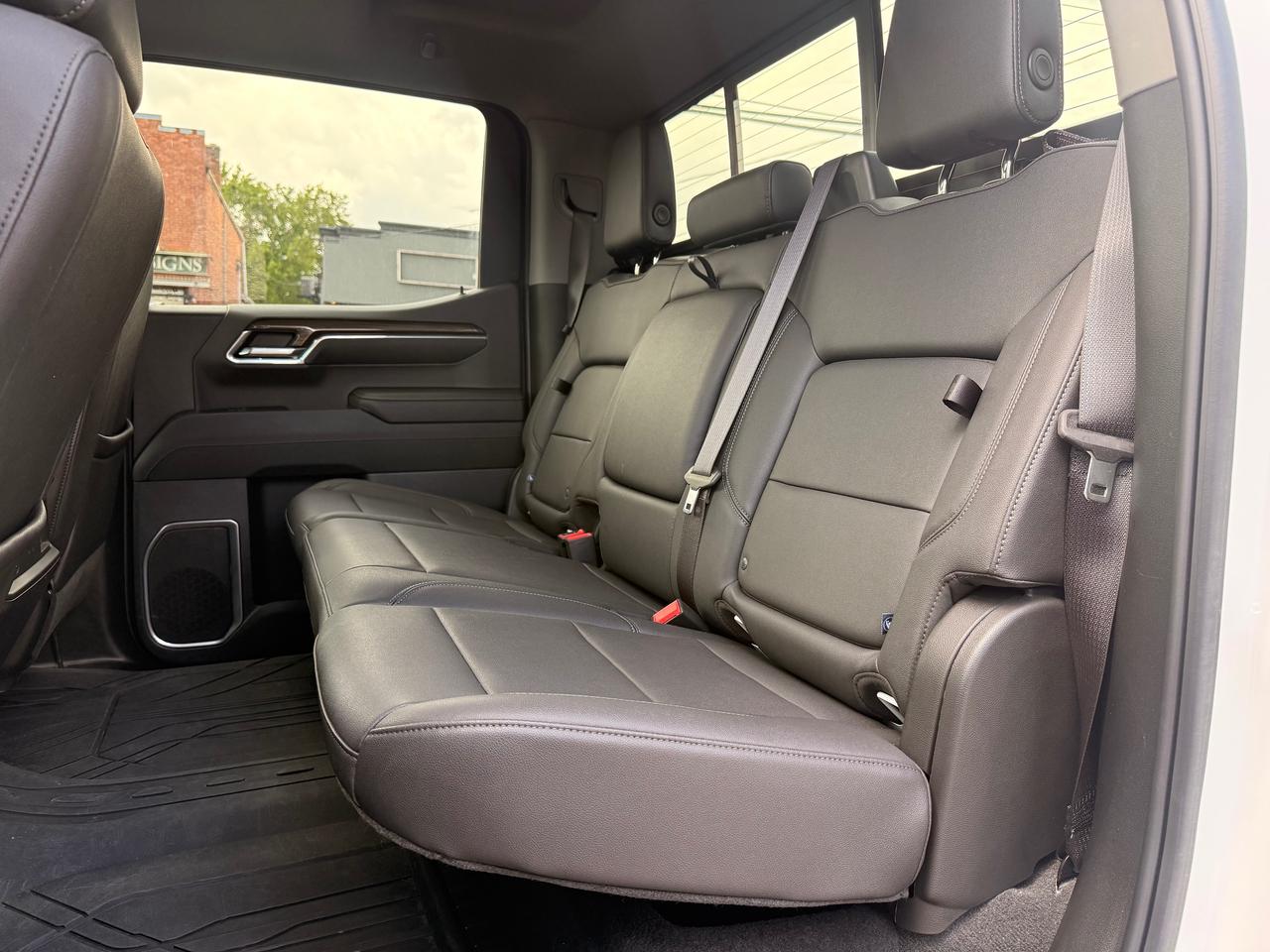 2024 Chevrolet Silverado 1500 RST Photo