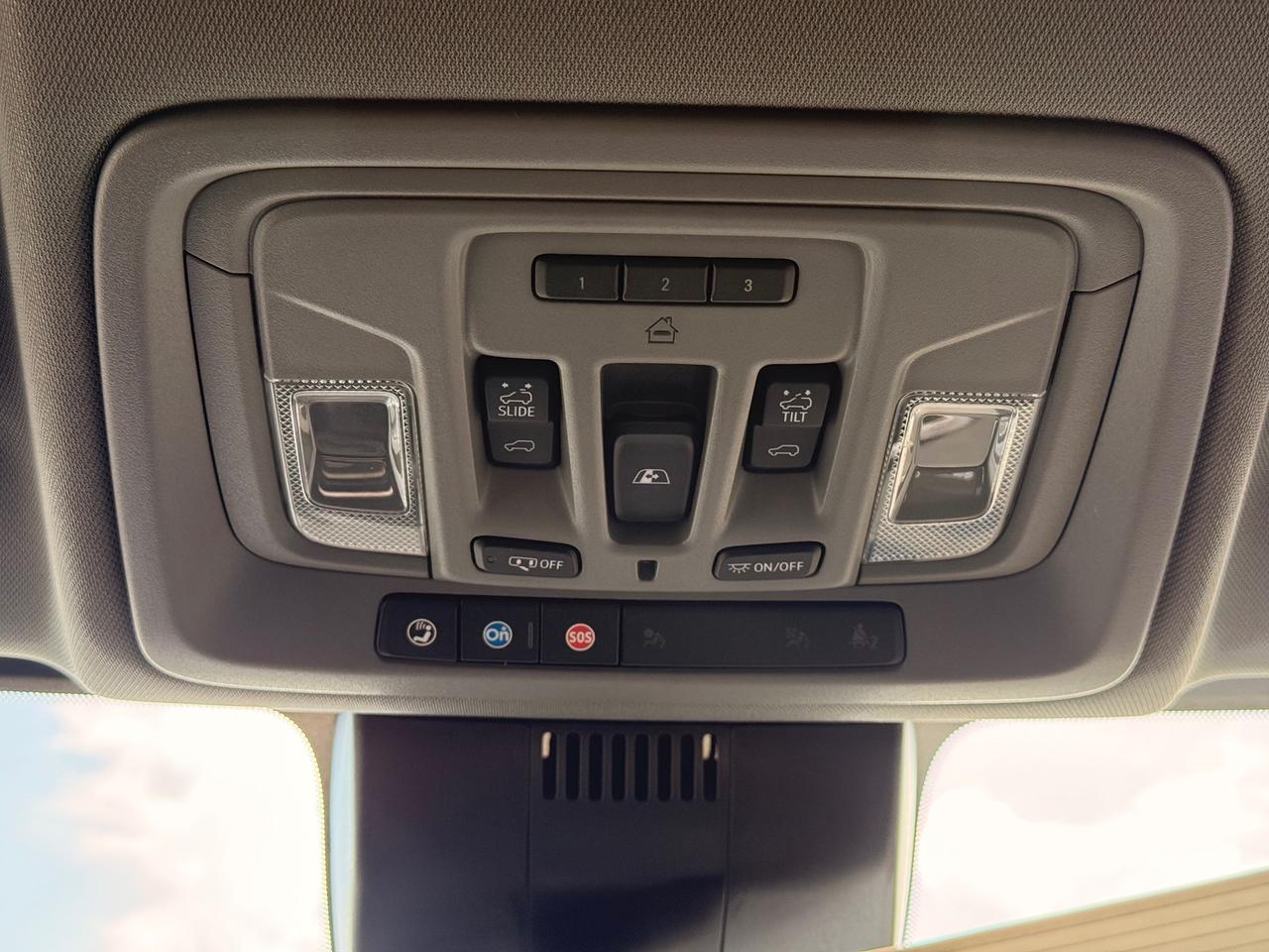 2024 Chevrolet Silverado 1500 RST Photo