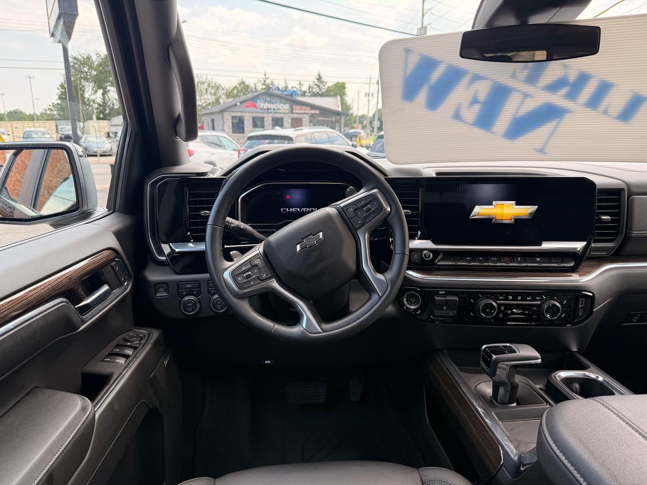 2024 Chevrolet Silverado 1500 RST Photo