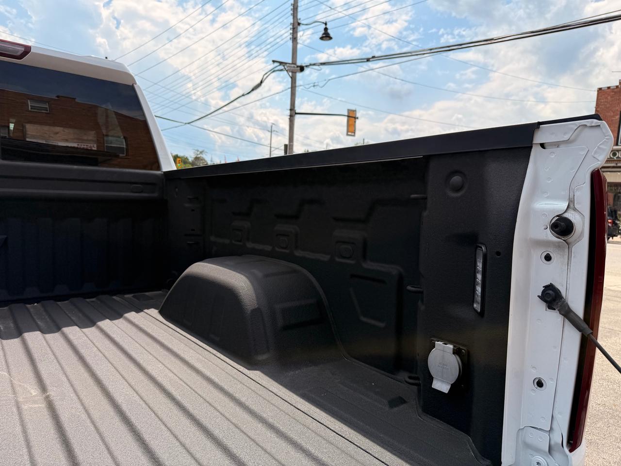 2024 Chevrolet Silverado 1500 RST Photo