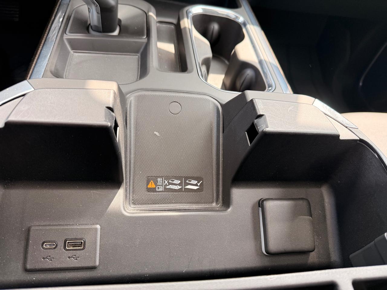 2024 Chevrolet Silverado 1500 RST Photo