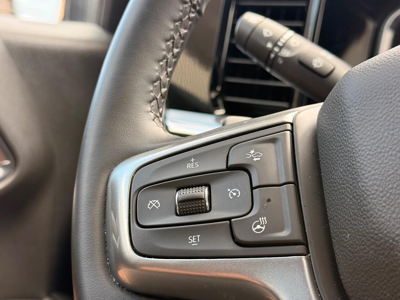 2024 Chevrolet Silverado 1500 RST Photo