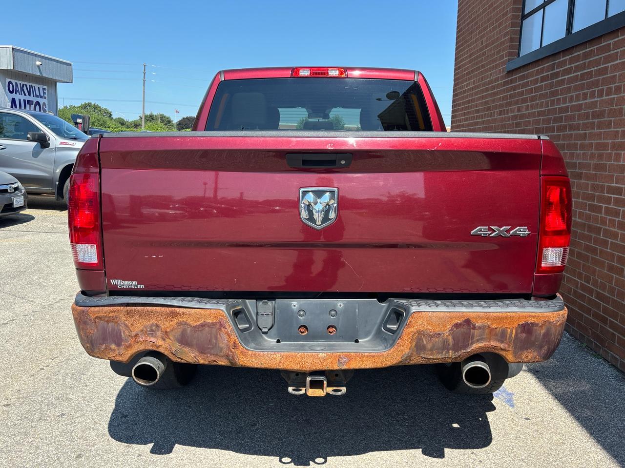2017 RAM 1500 4WD Crew Cab 140.5" Express *Ltd Avail* Photo