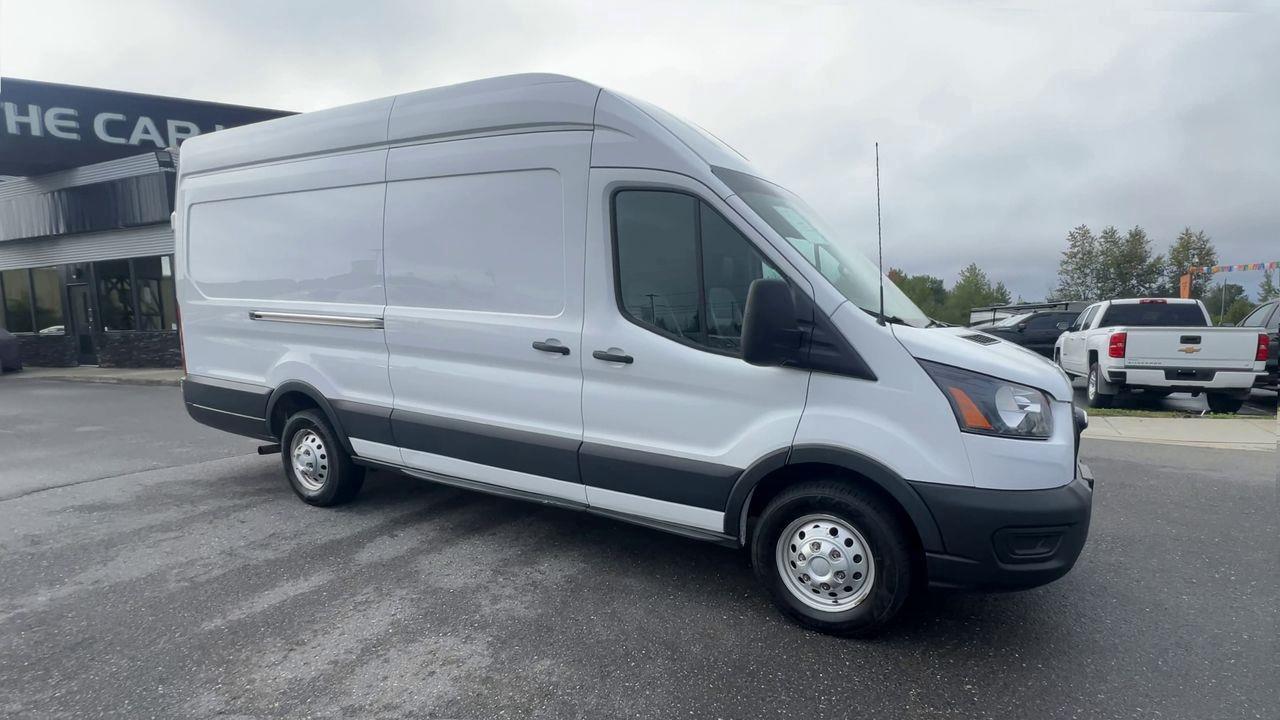 2022 Ford Transit 250 AWD, LEATHER SEATS, REVERSE CAMERA, POWER WINDOWS!! Photo
