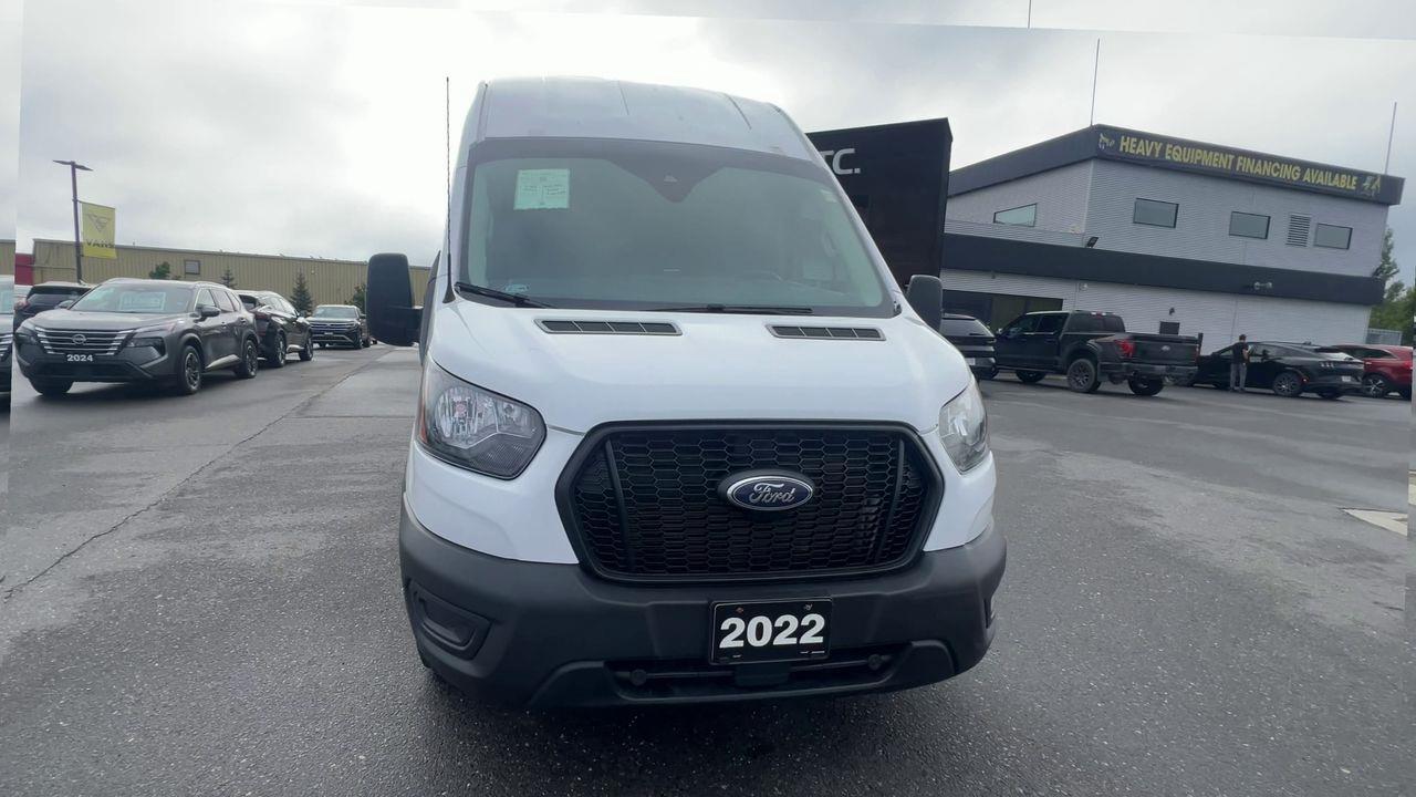 2022 Ford Transit 250 AWD, LEATHER SEATS, REVERSE CAMERA, POWER WINDOWS!! Photo