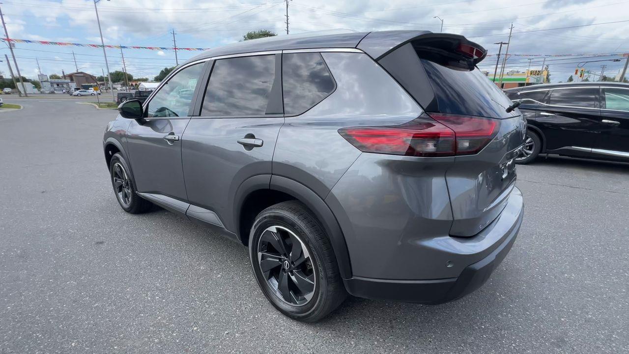2024 Nissan Rogue SV Moonroof PREVIOUS DAILY RENTAL, AWD, MOONROOF, REMOTE START, HEATED SEATS, POWER LIFTGATE, BLUETOOTH, CRUISE Photo
