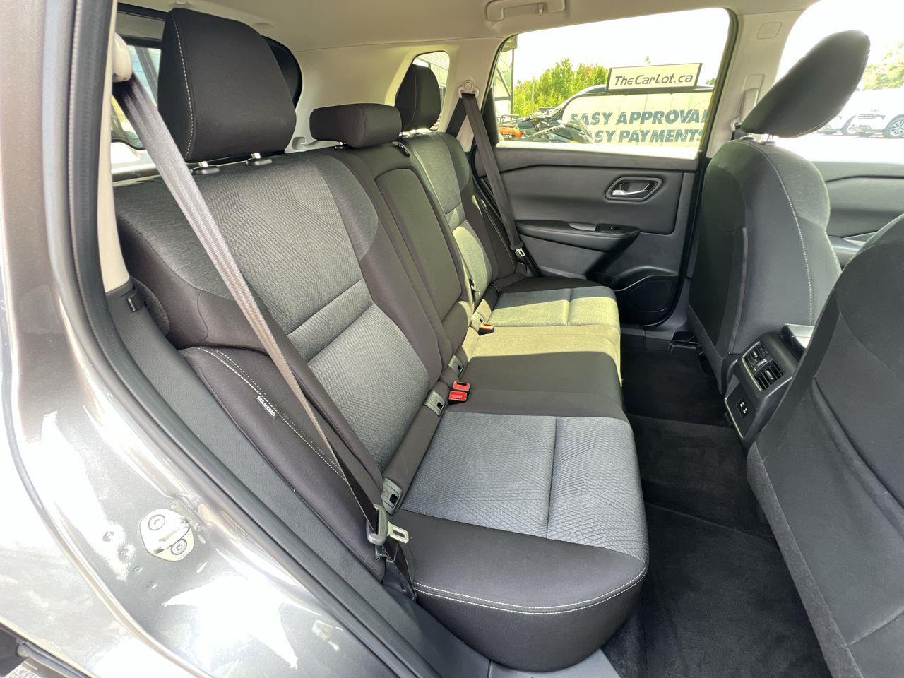 2024 Nissan Rogue SV Moonroof PREVIOUS DAILY RENTAL, AWD, MOONROOF, REMOTE START, HEATED SEATS, POWER LIFTGATE, BLUETOOTH, CRUISE Photo