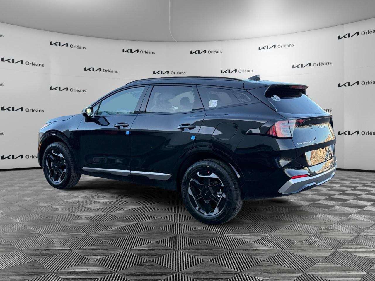 2027 Kia Sportage Hybrid SX AWD w/Red Interior Photo