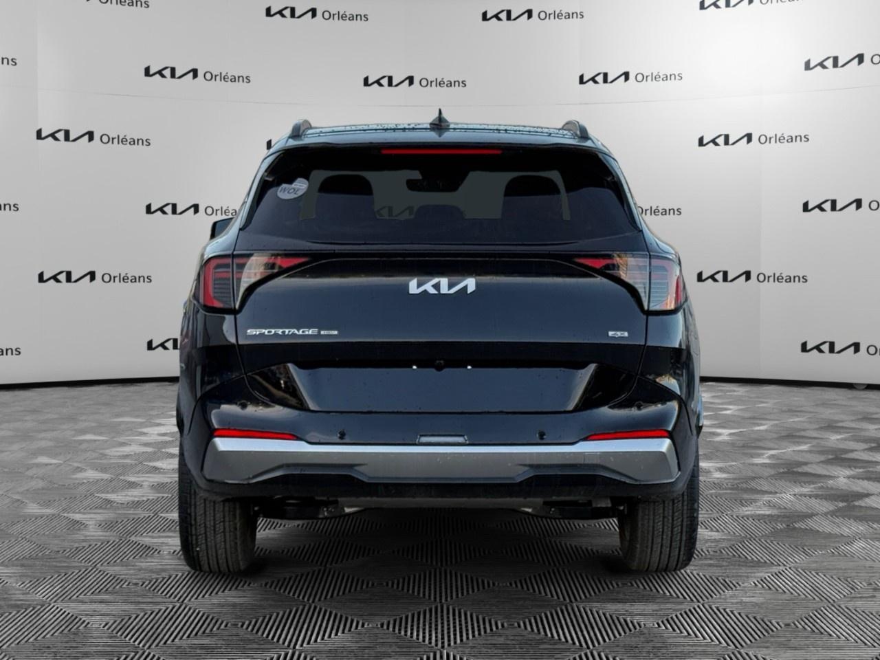2027 Kia Sportage Hybrid SX AWD w/Red Interior Photo