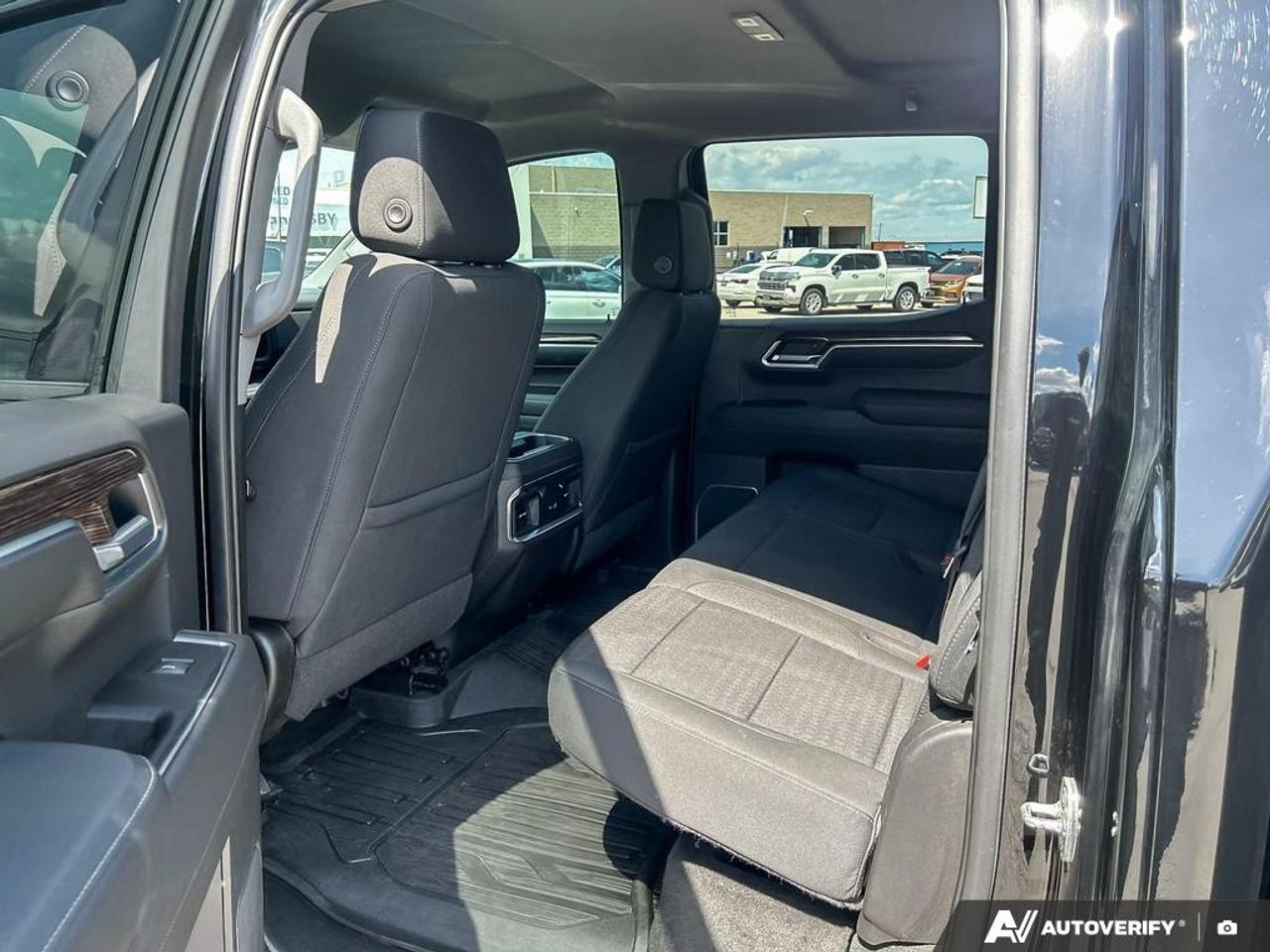 2022 GMC Sierra 1500 Elevation HEATED SEATS | HEATED STEERING WHEEL | BUCKET SEAT Photo