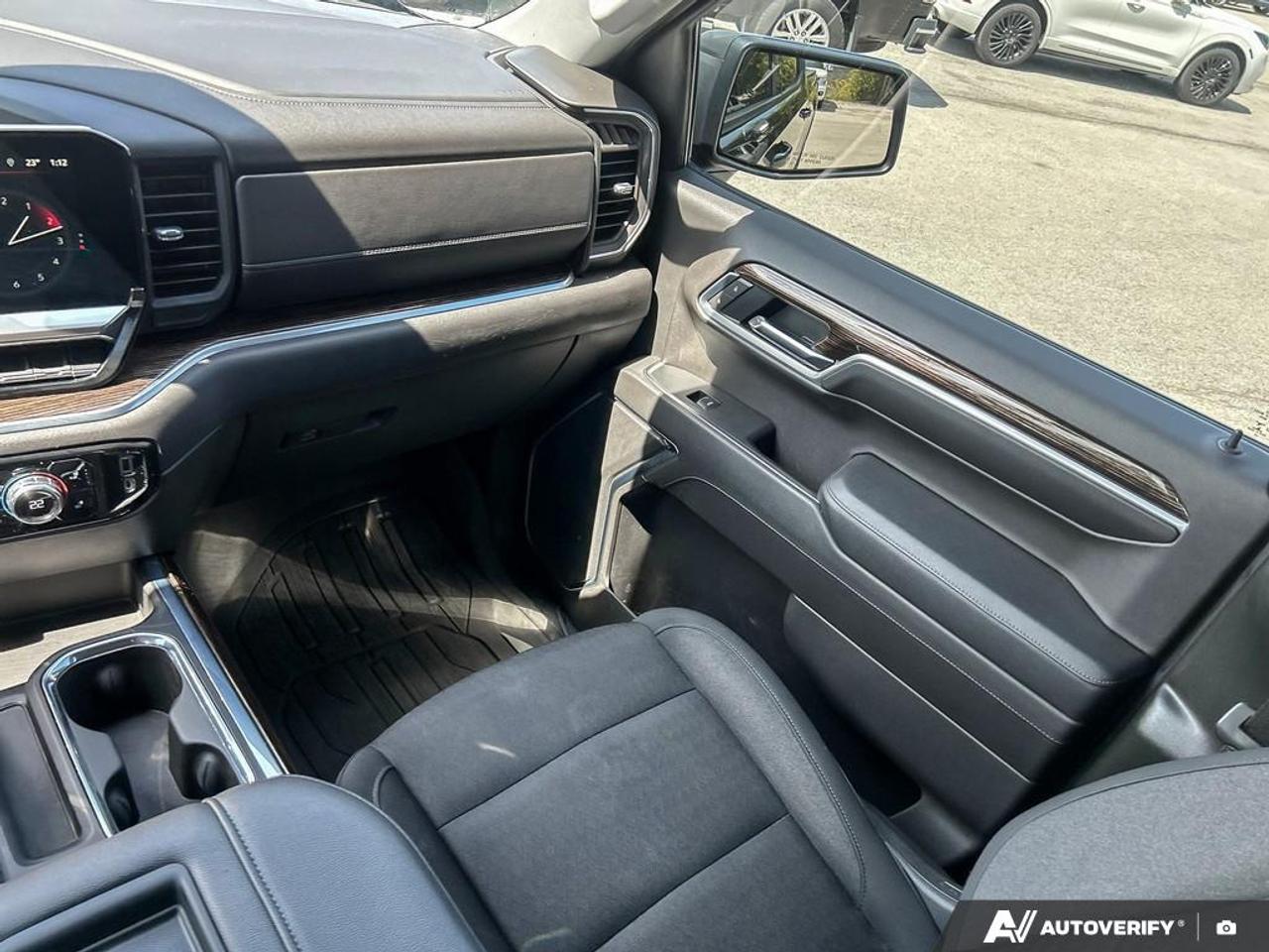 2022 GMC Sierra 1500 Elevation HEATED SEATS | HEATED STEERING WHEEL | BUCKET SEAT Photo